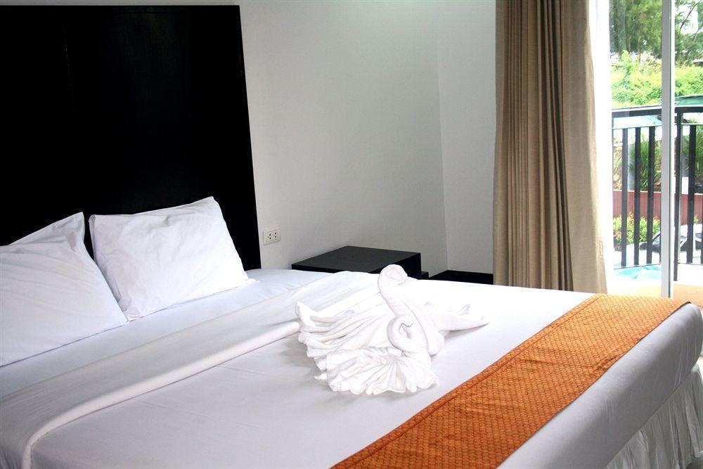 Noble House - 200 Meters Patong Beach Phuket Exterior photo